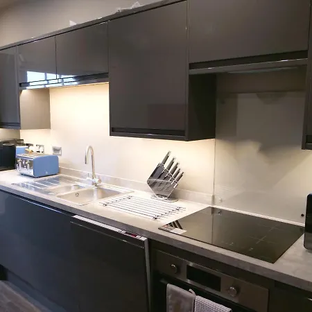 Silver Forge - Luxury One Bed With Office - Sofa Bed - City Centre Apartment *